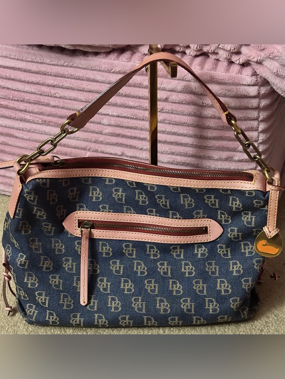 Dooney & Bourke y2k light pink denim monogram small sac shoulder bag